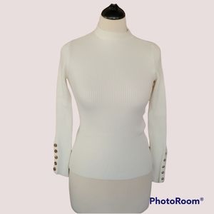 White Pullover Top S NEW